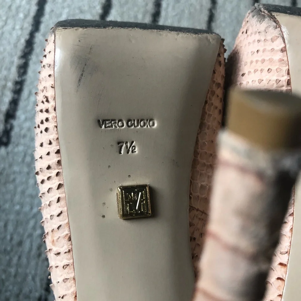 Pour La Victoire heeled shoes